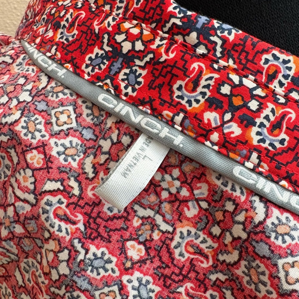 Cinch Women's Red Patterned Button Down Shirt - image 5